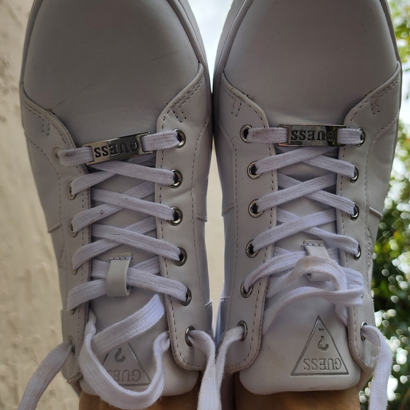 Guess Women's Classic White Lace-Up Sneakers - Picture 2 of 4